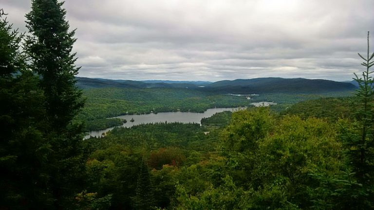 Québec ouvre grande la porte à l'exploitation minière à proximité du Parc du Mont-Tremblant